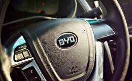 BYD steering wheel